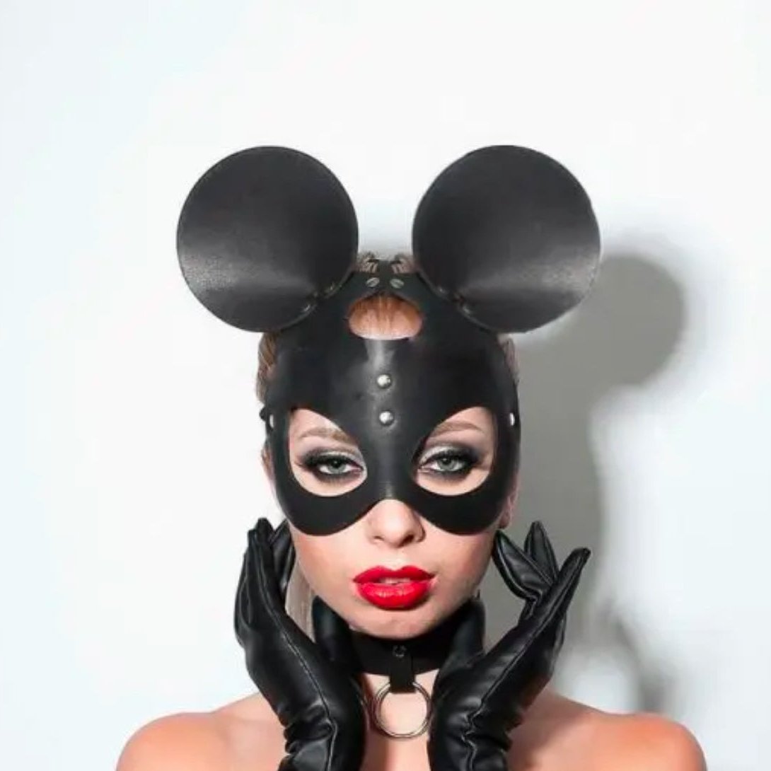 LEATHER MOUSE MASK